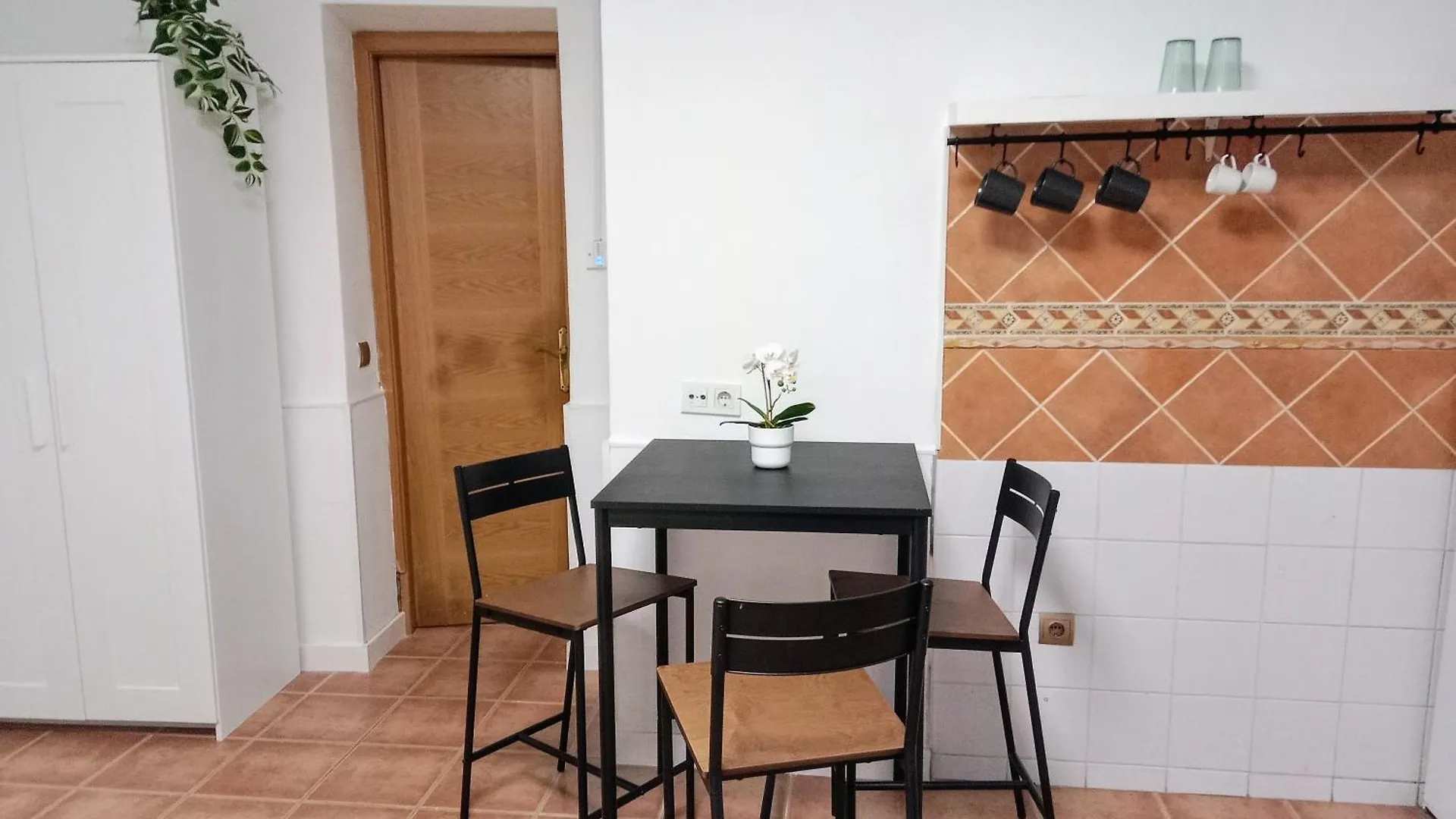 Hermoso Estudio Centro De マラガ 0*,  スペイン